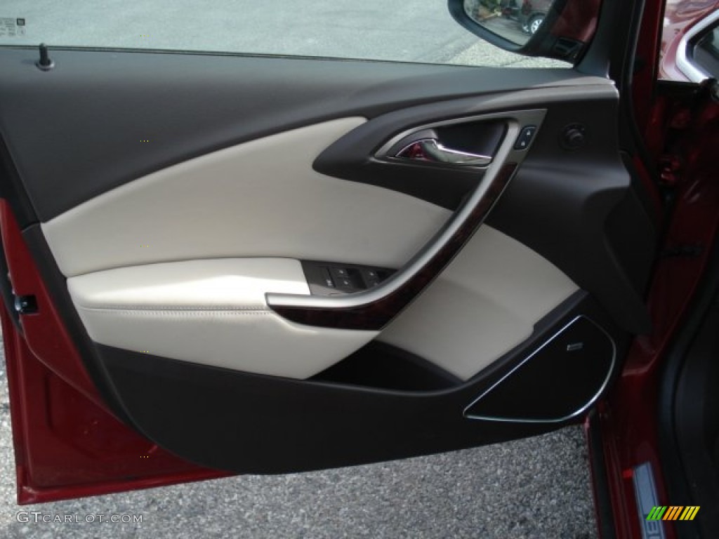 2012 Buick Verano FWD Cashmere Door Panel Photo #61818942