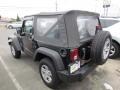 Black - Wrangler X 4x4 Photo No. 4