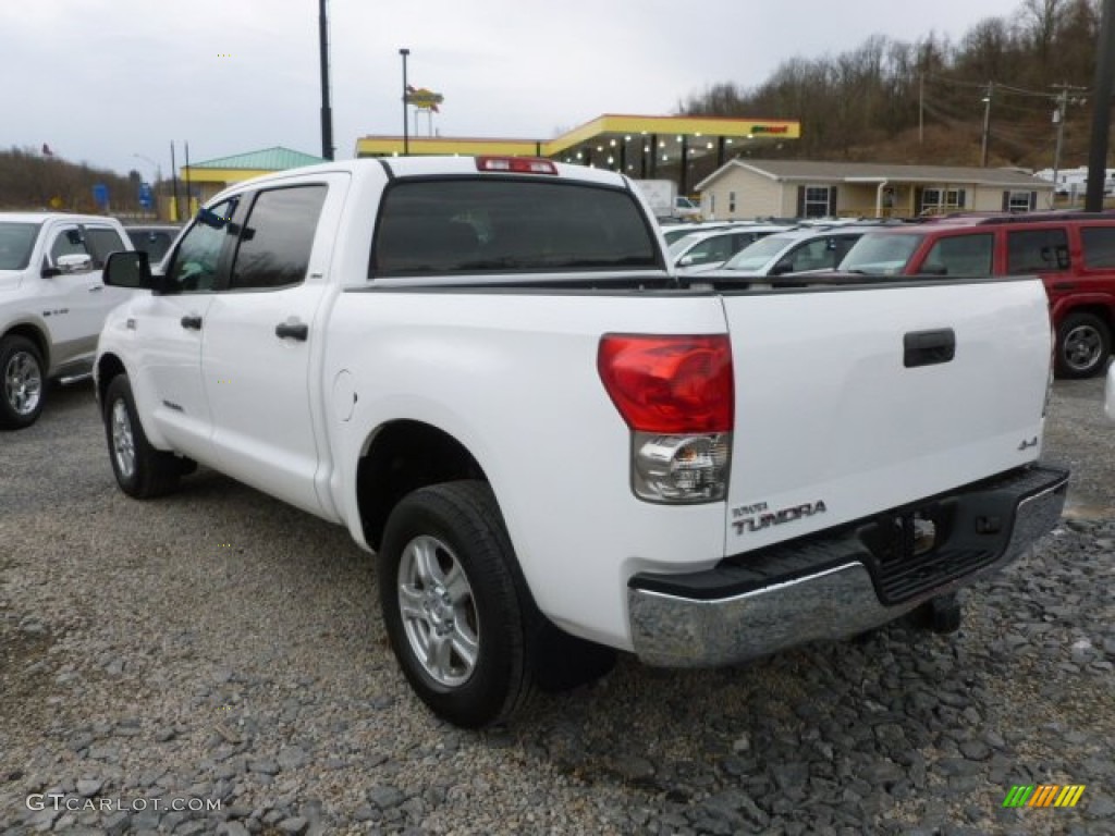 2008 Tundra SR5 CrewMax 4x4 - Super White / Graphite Gray photo #4