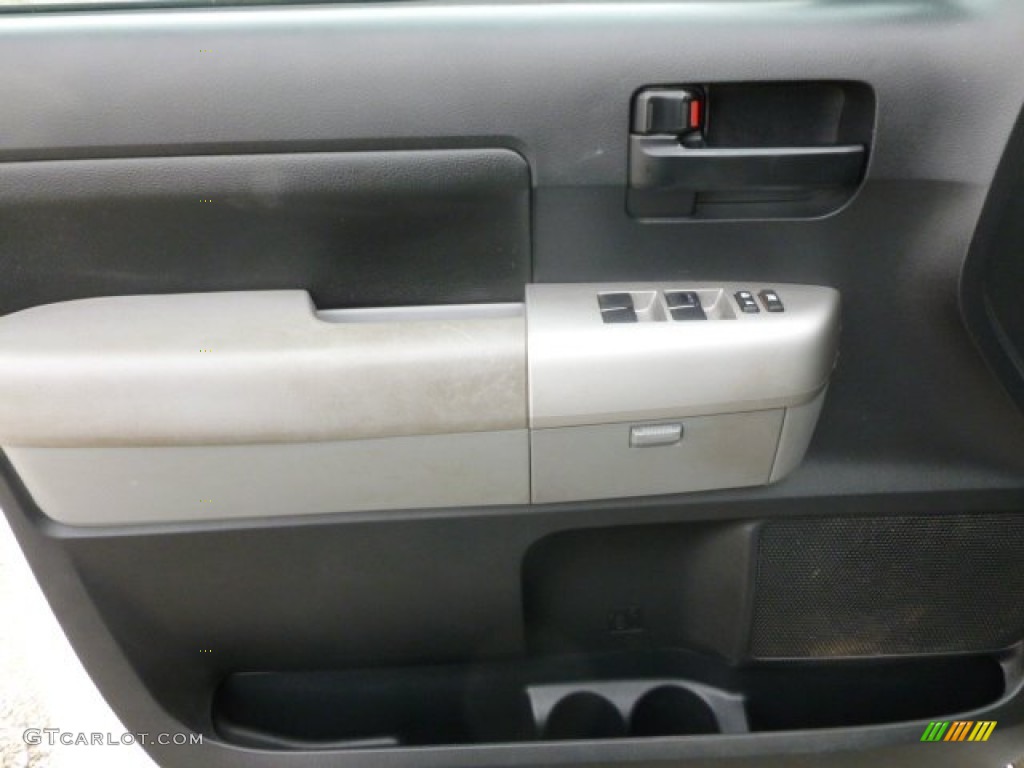 2008 Tundra SR5 CrewMax 4x4 - Super White / Graphite Gray photo #12