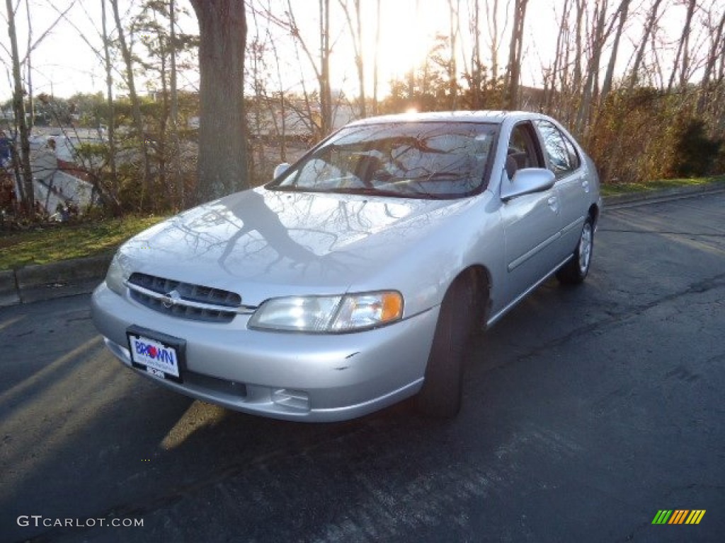 1999 Silver Metallic Nissan Altima GXE #61761717 Photo #3 | GTCarLot