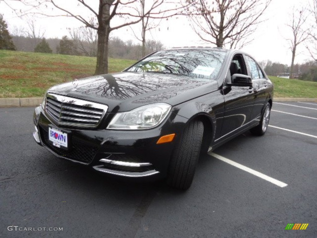 2012 C 300 Luxury 4Matic - Black / Black photo #3