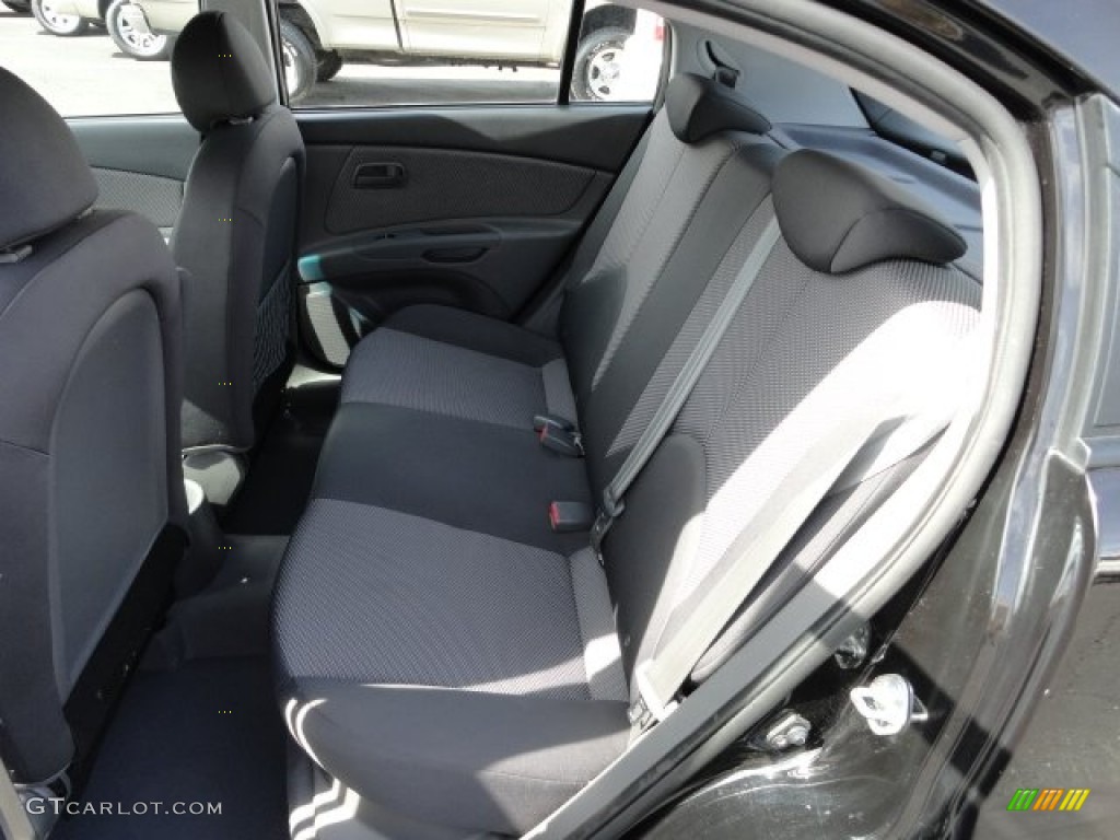2009 Rio Rio5 LX Hatchback - Midnight Black / Gray photo #9