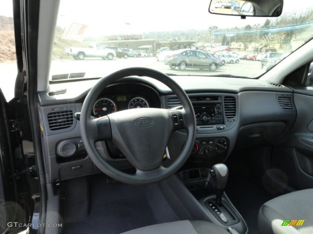 2009 Rio Rio5 LX Hatchback - Midnight Black / Gray photo #10