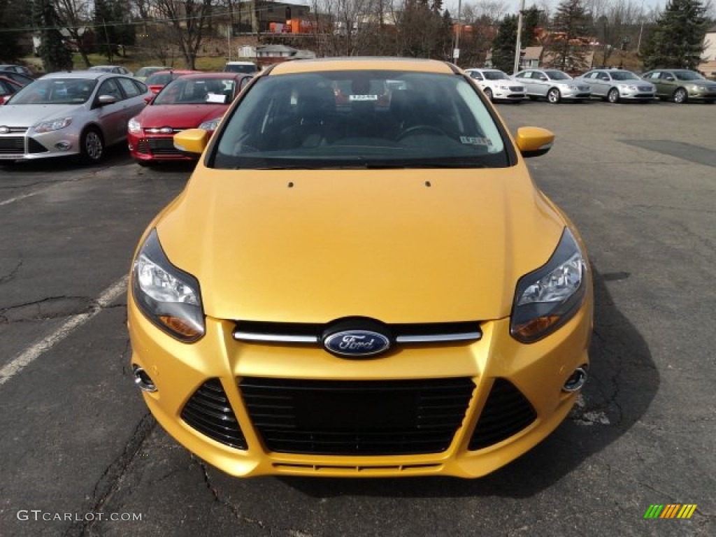 Yellow Blaze Tricoat Metallic 2012 Ford Focus Titanium 5-Door Exterior Photo #61824848