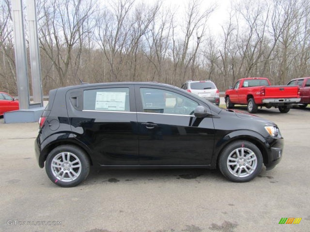 2012 Sonic LT Hatch - Black / Jet Black/Dark Titanium photo #4