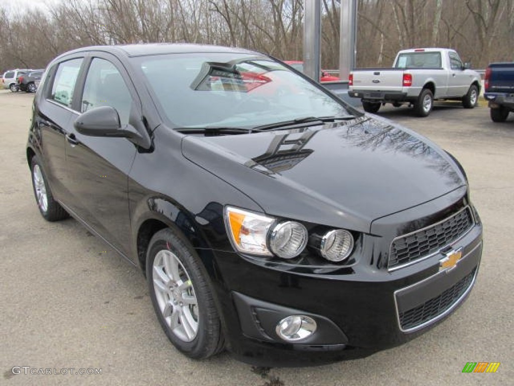 2012 Sonic LT Hatch - Black / Jet Black/Dark Titanium photo #5
