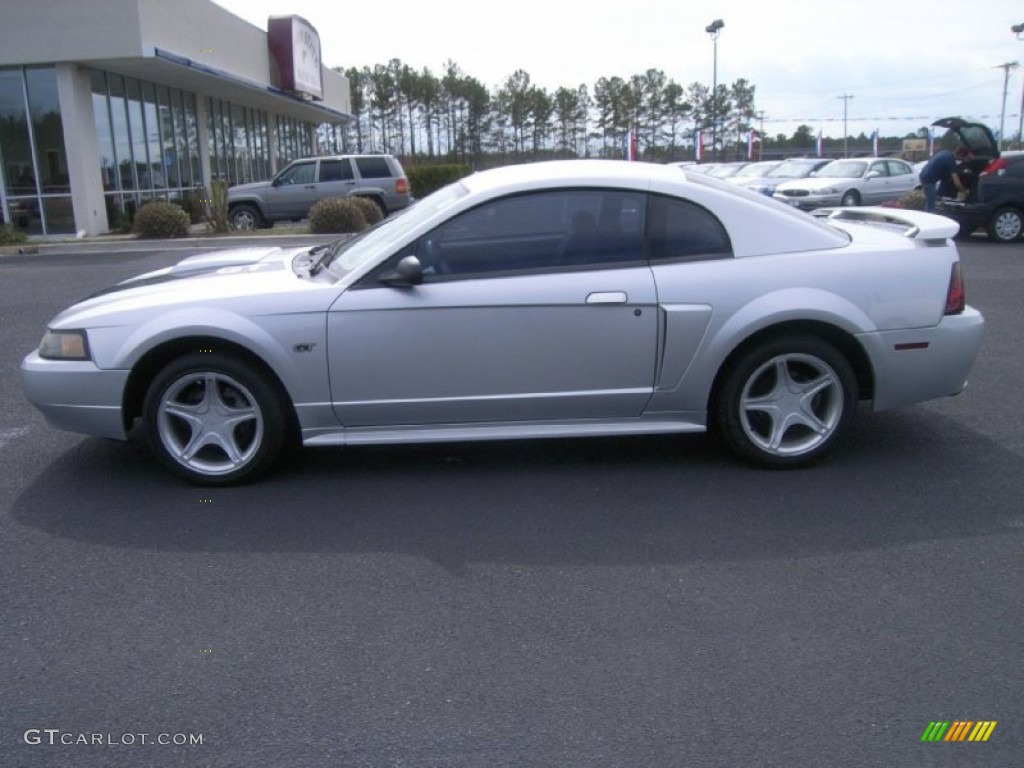 2001 Mustang GT Coupe - Silver Metallic / Medium Graphite photo #8