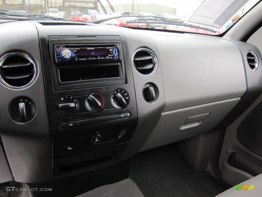 2005 F150 XLT SuperCab 4x4 - True Blue Metallic / Medium Flint Grey photo #16