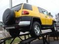 Sun Fusion Yellow - FJ Cruiser 4WD Photo No. 2