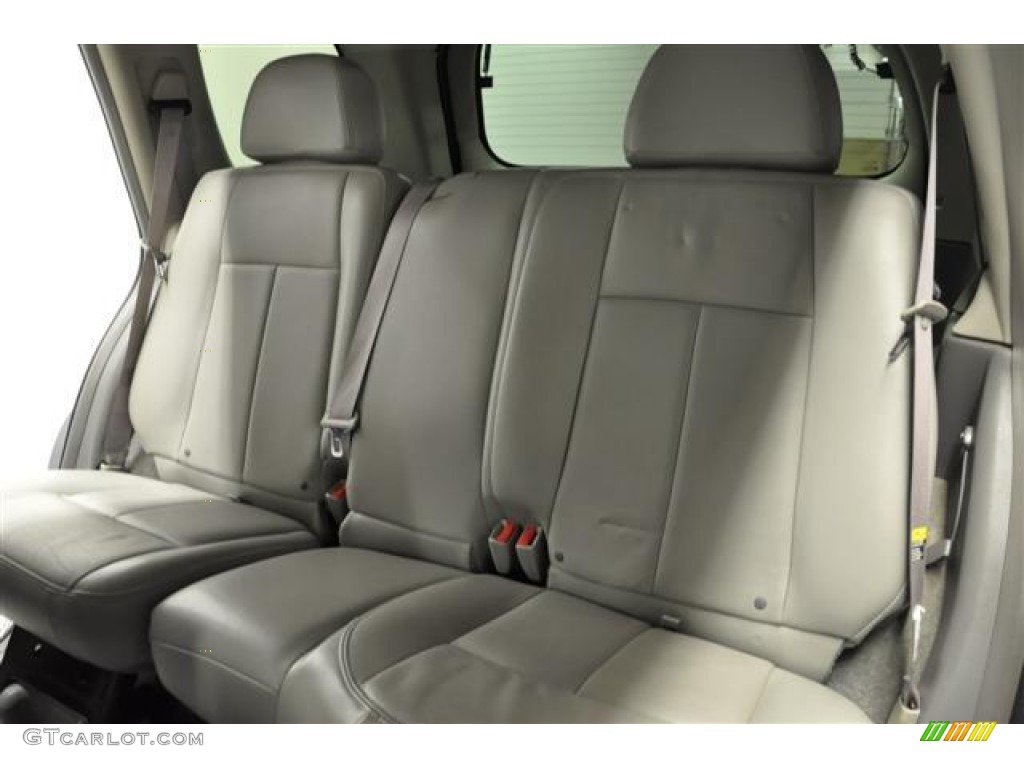 2006 Rainier CXL AWD - Deep Sapphire Blue Metallic / Gray photo #23