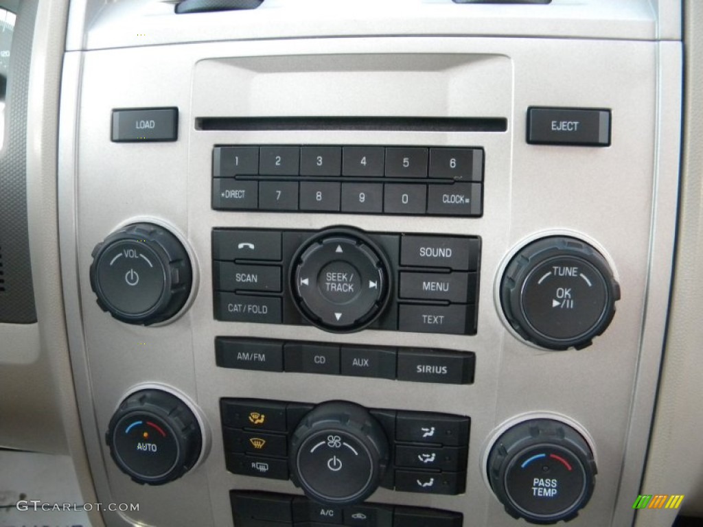 2009 Ford Escape Hybrid Controls Photo #61841625