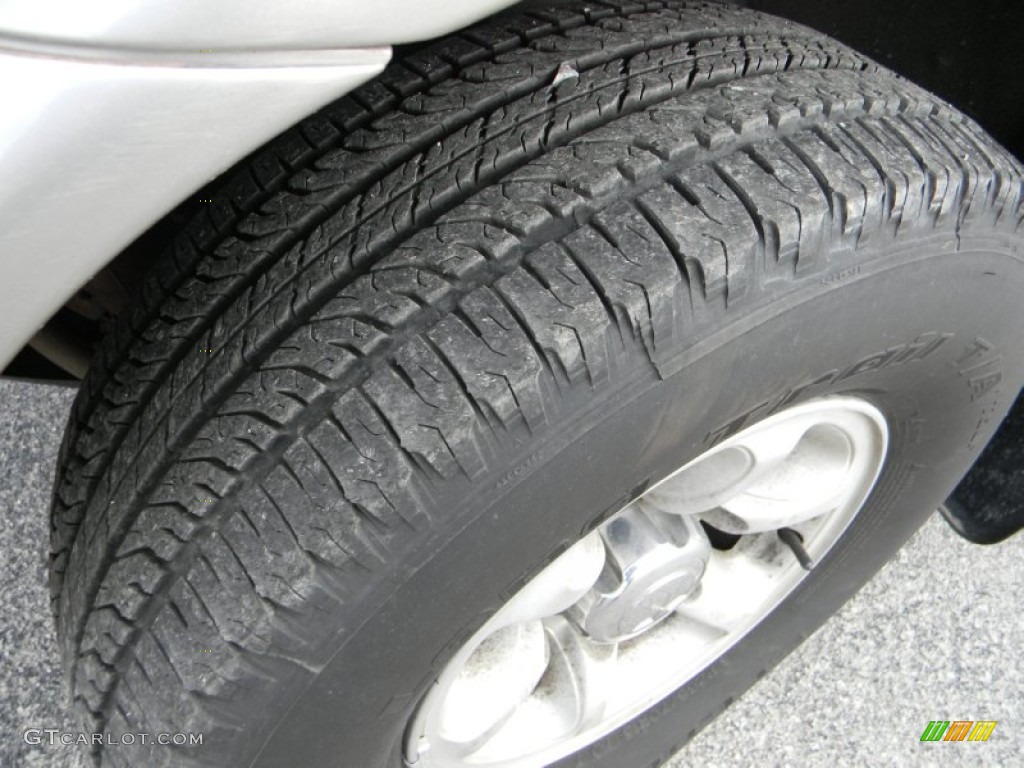 1999 Montero Sport LS - Alpine White / Gray photo #12