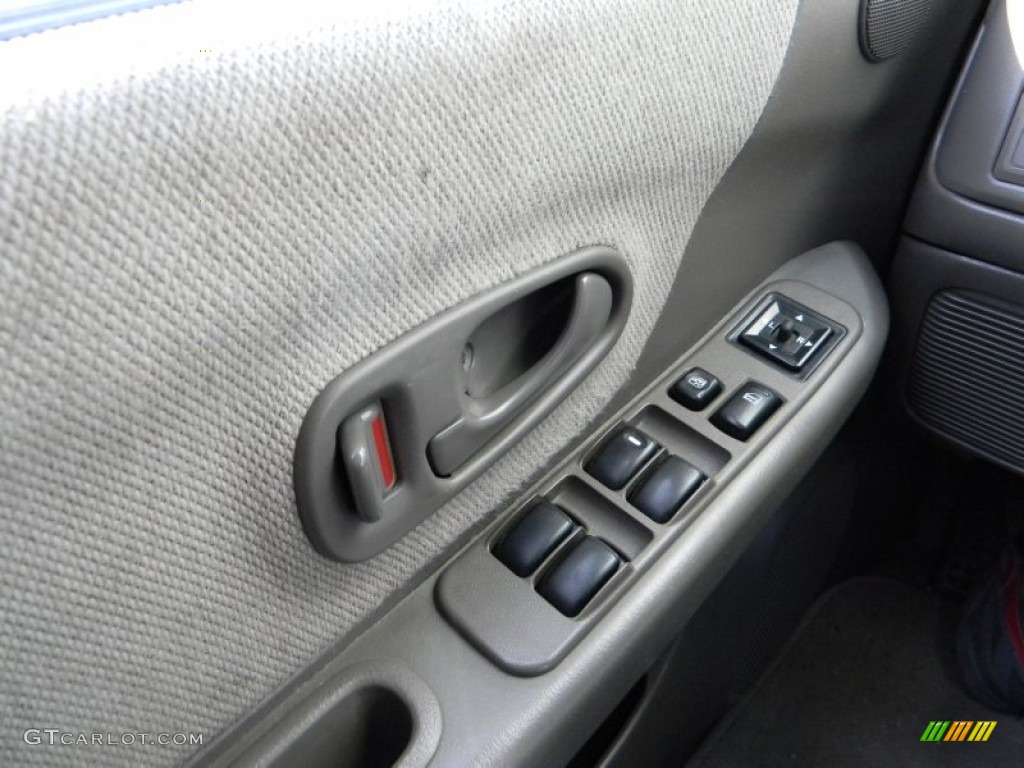 1999 Montero Sport LS - Alpine White / Gray photo #20