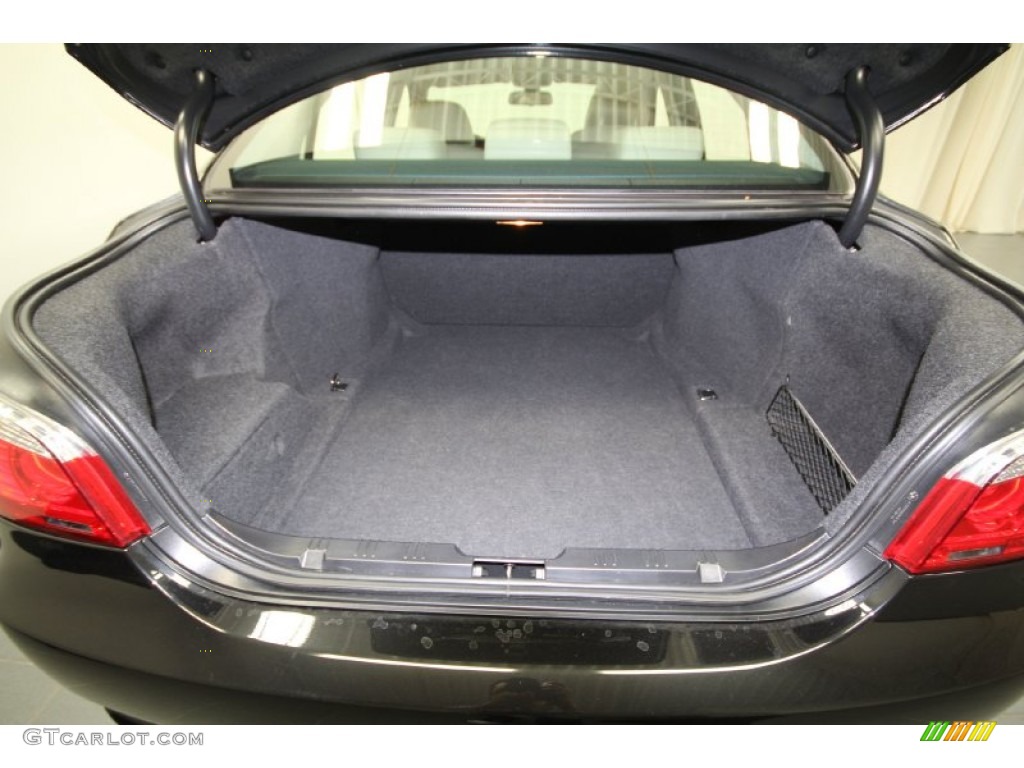 2010 BMW 5 Series 528i Sedan Trunk Photo #61845277
