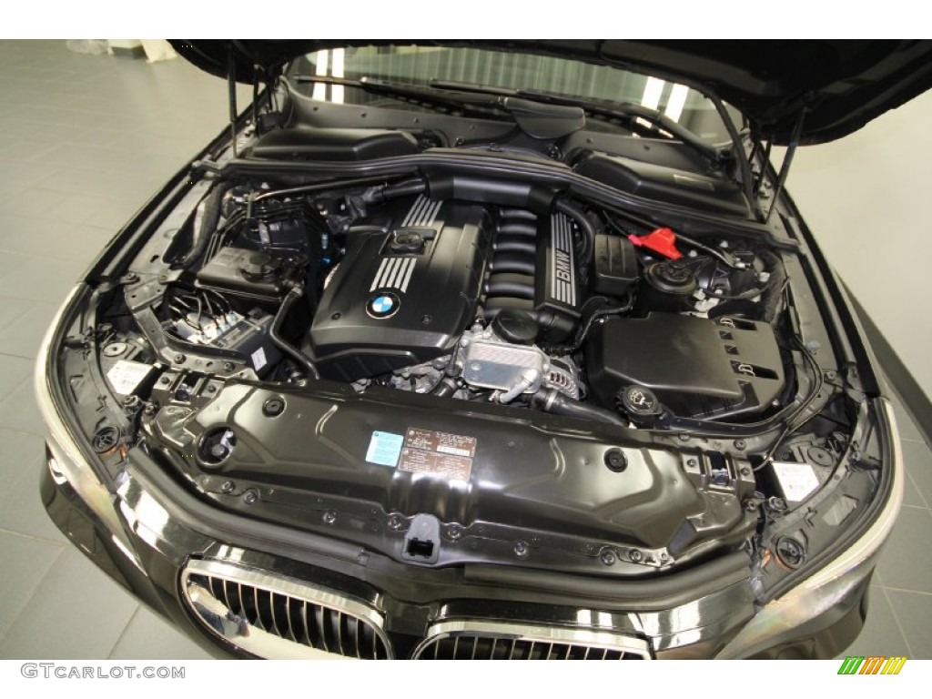 2010 BMW 5 Series 528i Sedan 3.0 Liter DOHC 24-Valve VVT Inline 6 Cylinder Engine Photo #61845357