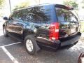Black - Suburban 1500 LT 4x4 Photo No. 3