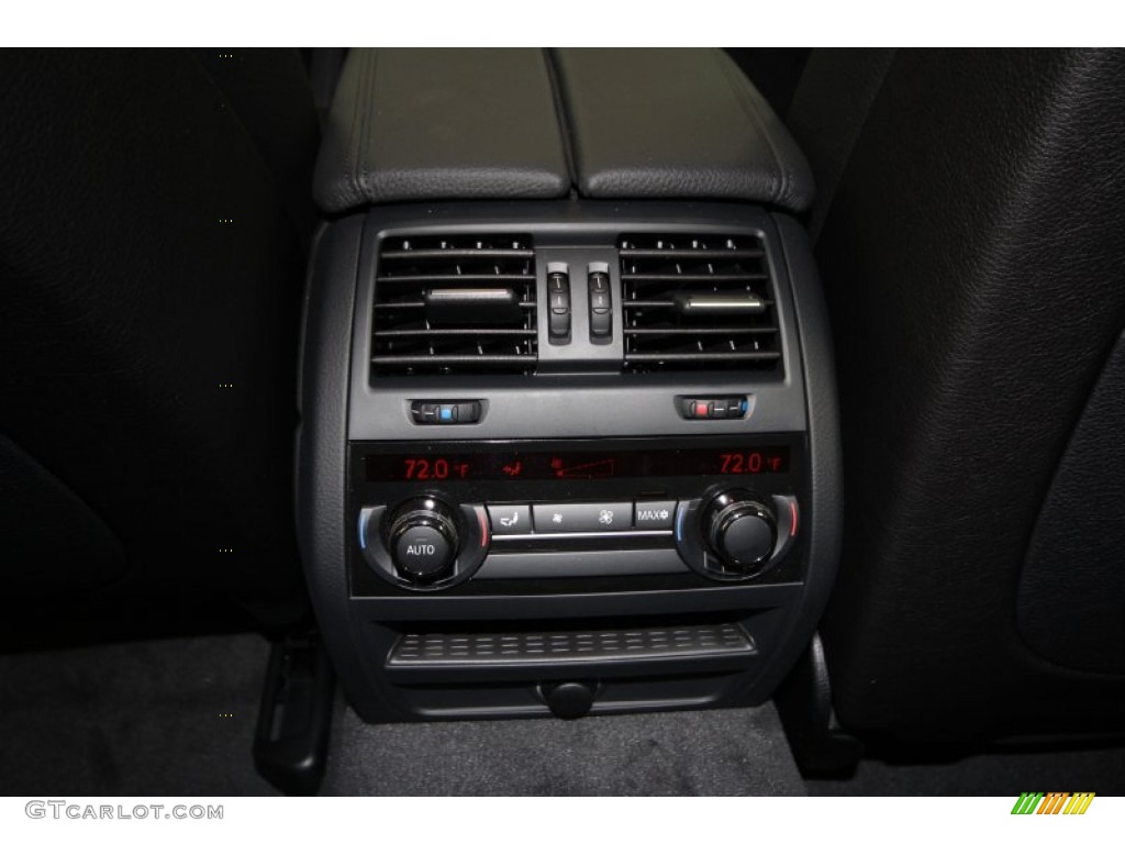 2012 BMW 5 Series 550i Sedan Controls Photo #61847445