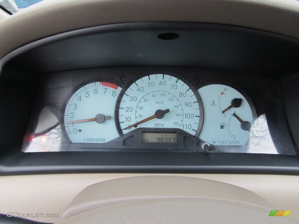 2003 Toyota Corolla LE Gauges Photo #61851132