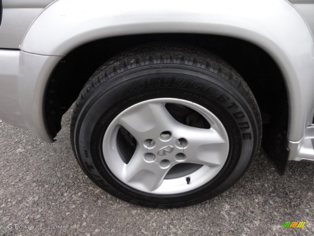 2002 QX4 4x4 - Brilliant Silver Metallic / Graphite photo #39