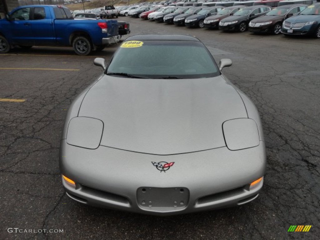 Light Pewter Metallic 1999 Chevrolet Corvette Coupe Exterior Photo #61855371
