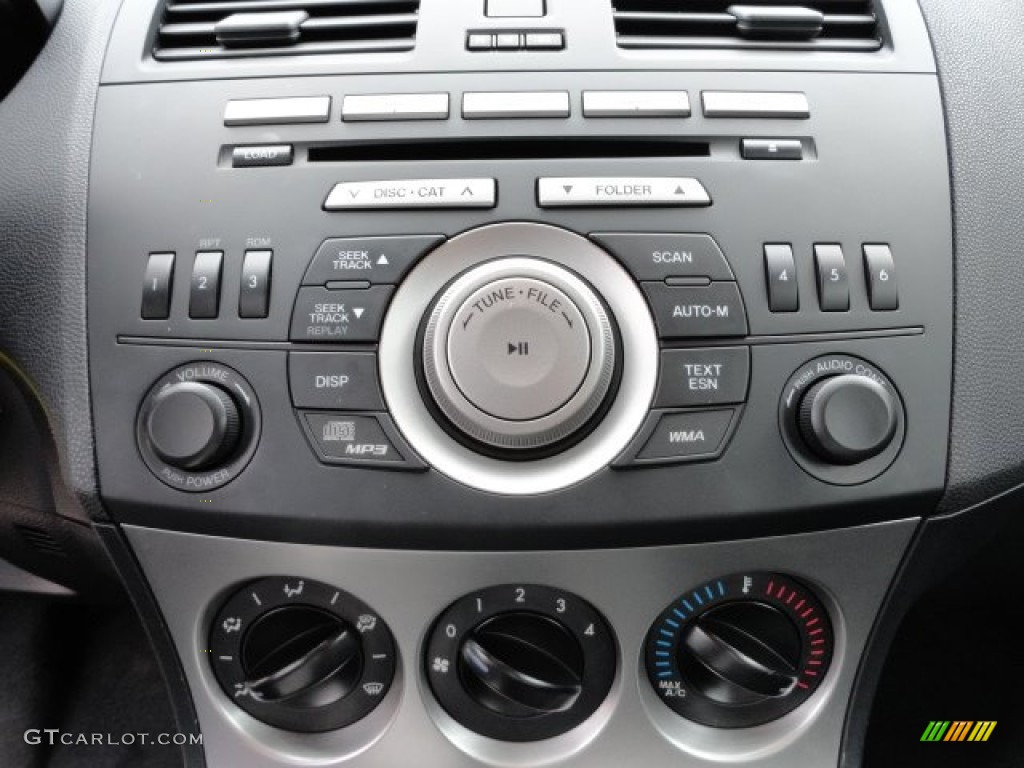 2010 Mazda MAZDA3 i Sport 4 Door Controls Photo #61855815