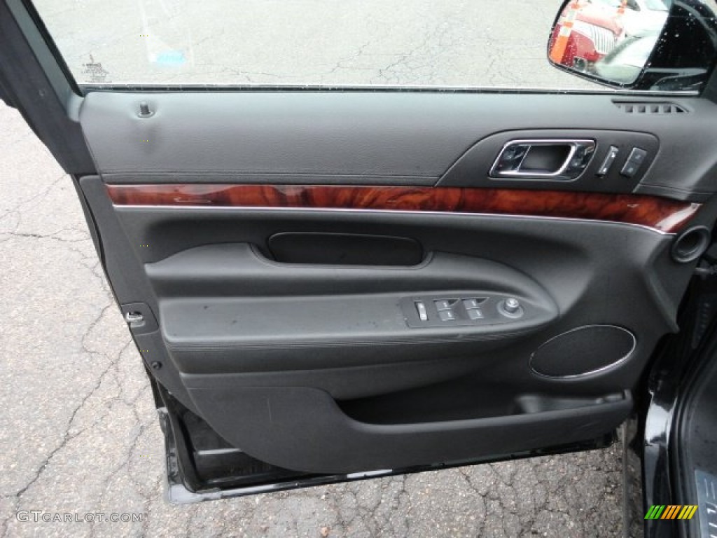 2010 Lincoln MKT AWD EcoBoost Door Panel Photos