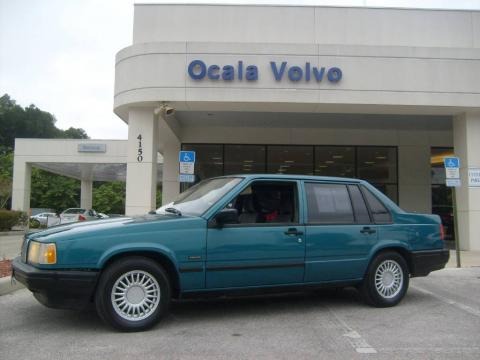1994 Volvo 940 Turbo Sedan Data, Info and Specs