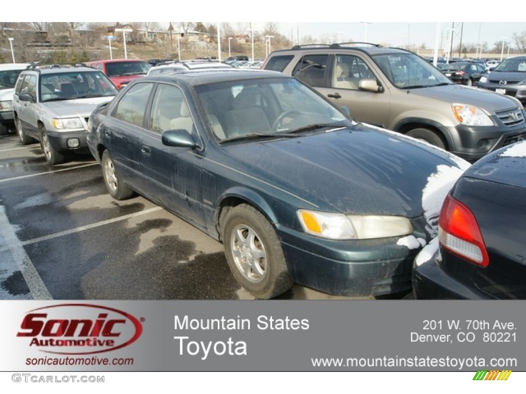 1997 Camry LE - Classic Green Pearl / Gray photo #1