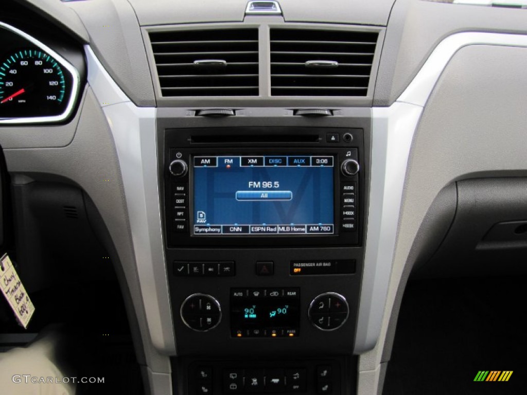 2011 Traverse LT AWD - Black Granite Metallic / Dark Gray/Light Gray photo #16