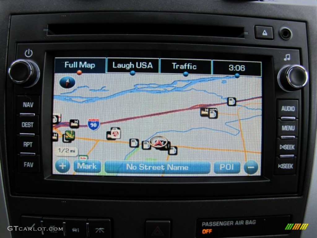 2011 Traverse LT AWD - Black Granite Metallic / Dark Gray/Light Gray photo #18