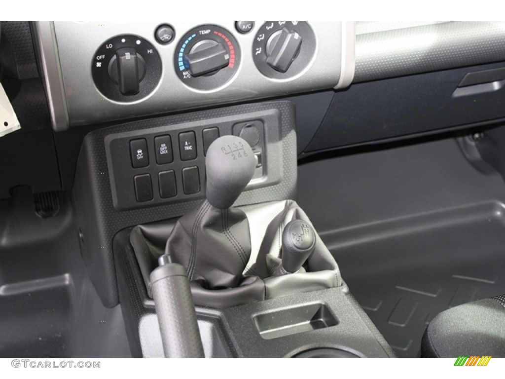2012 Toyota FJ Cruiser 4WD 6 Speed Manual Transmission Photo #61858173