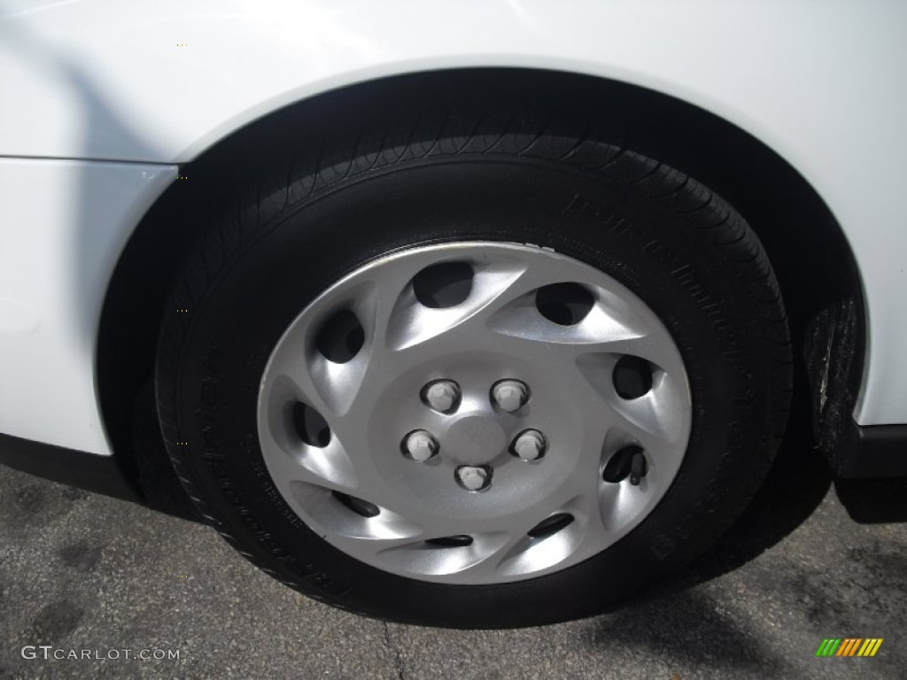 2000 Saturn L Series LS1 Sedan Wheel Photo #61858875