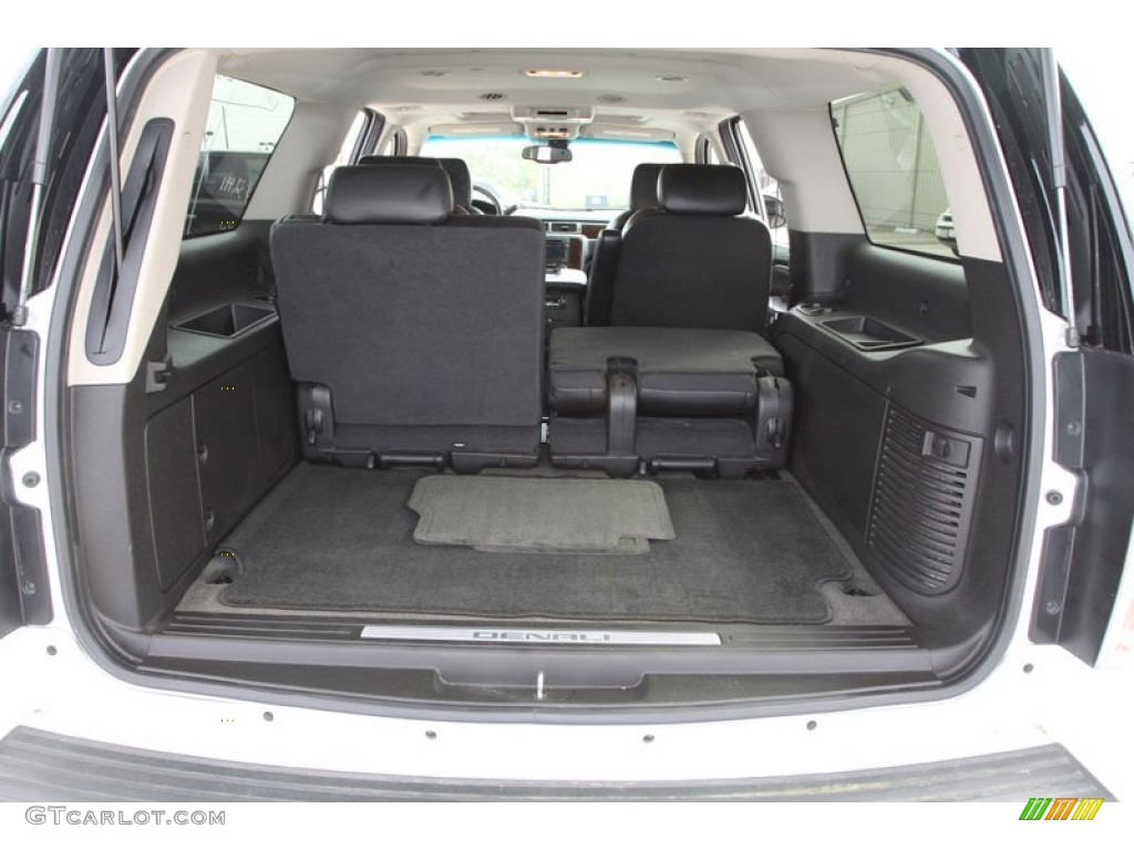 2008 GMC Yukon XL Denali Trunk Photos