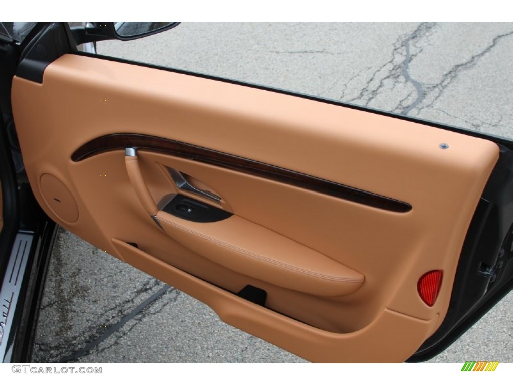 2011 Maserati GranTurismo Convertible GranCabrio Sabbia Door Panel Photo #61861740