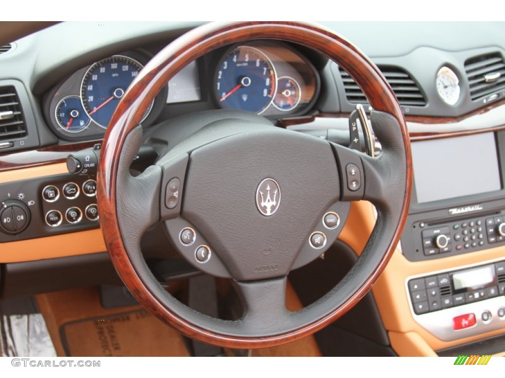 2011 Maserati GranTurismo Convertible GranCabrio Sabbia Steering Wheel Photo #61861752