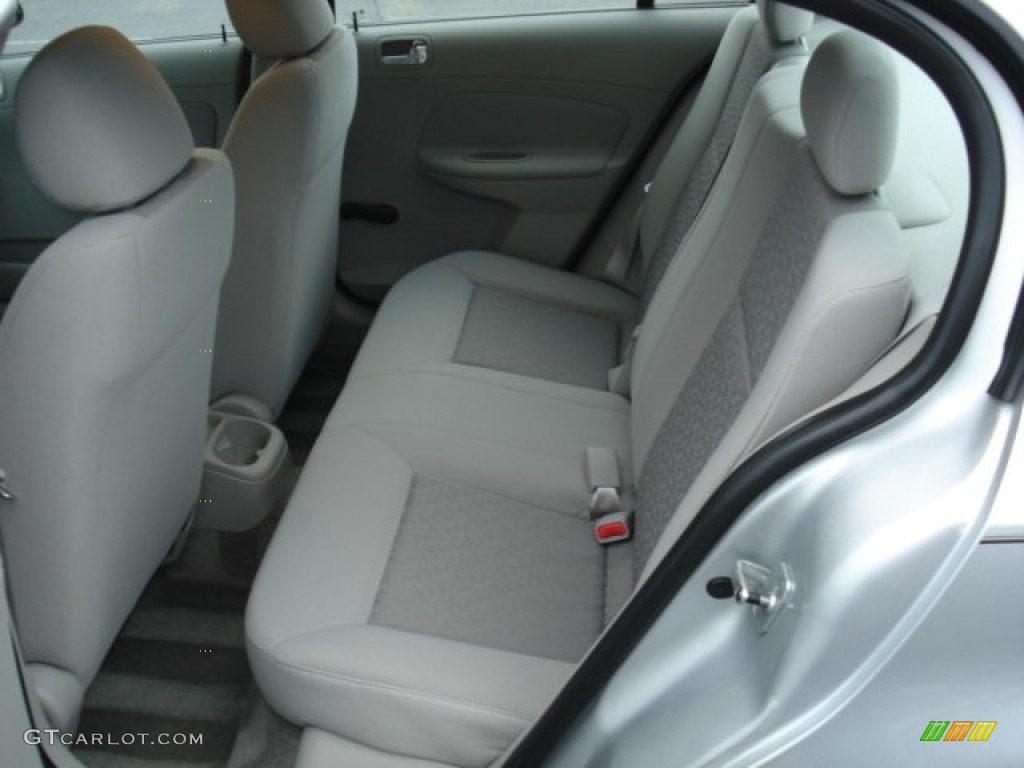 2009 Cobalt LS Sedan - Silver Ice Metallic / Gray photo #13