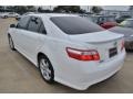 Super White - Camry SE Photo No. 3