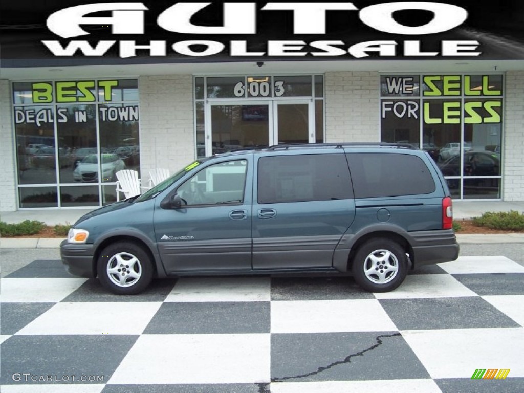 2004 Montana  - Stealth Gray Metallic / Gray photo #1