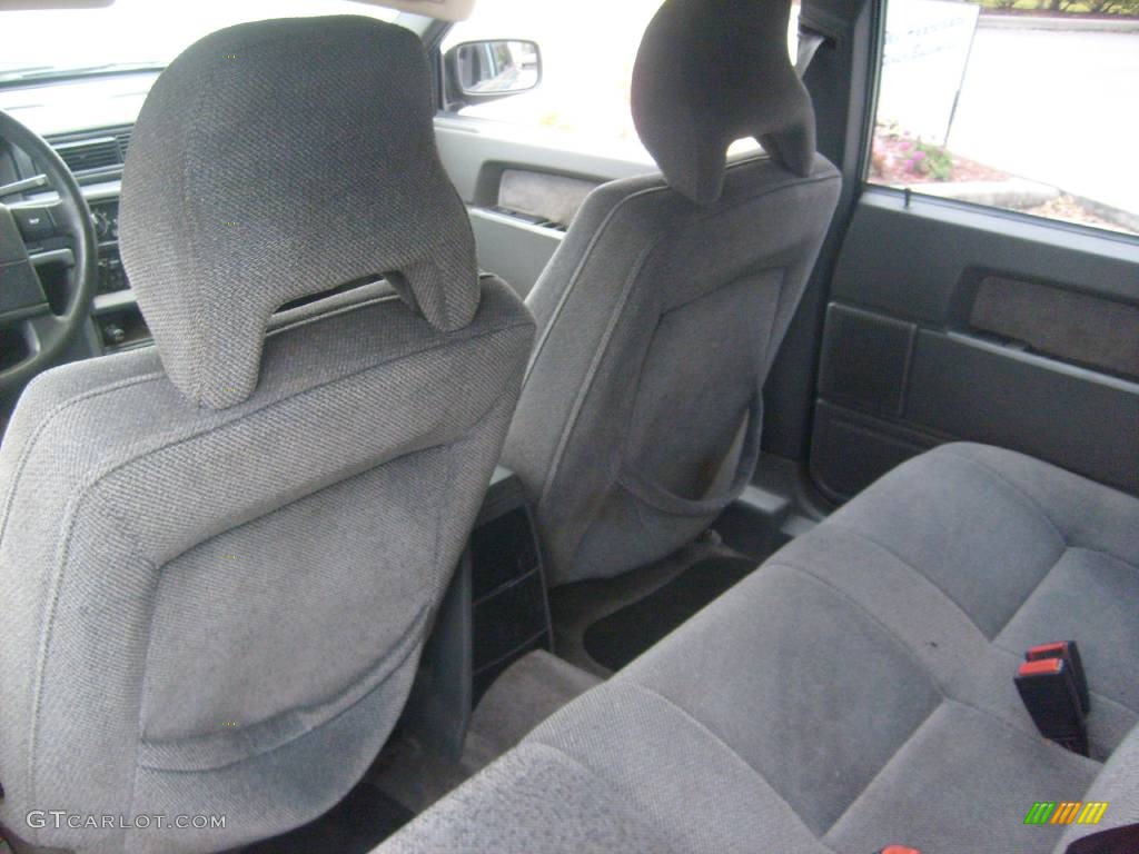 1994 940 Turbo Sedan - Blue Green Metallic / Tan photo #17
