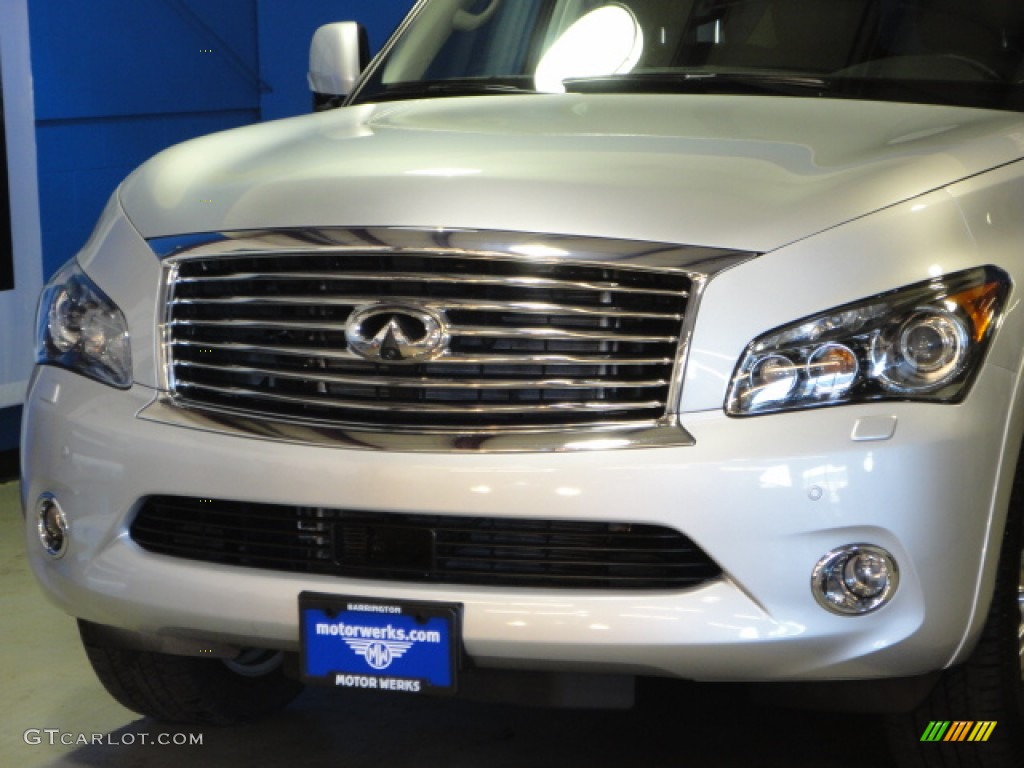 2011 QX 56 4WD - Liquid Platinum / Graphite photo #5