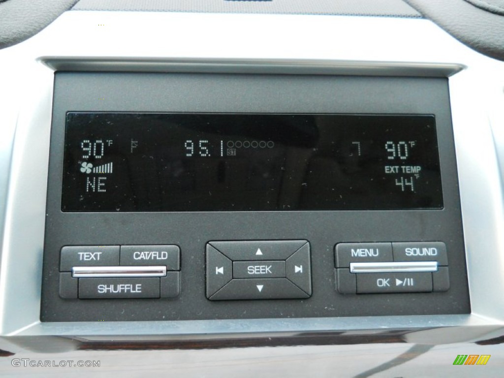 2010 Lincoln MKS FWD Controls Photo #61866345
