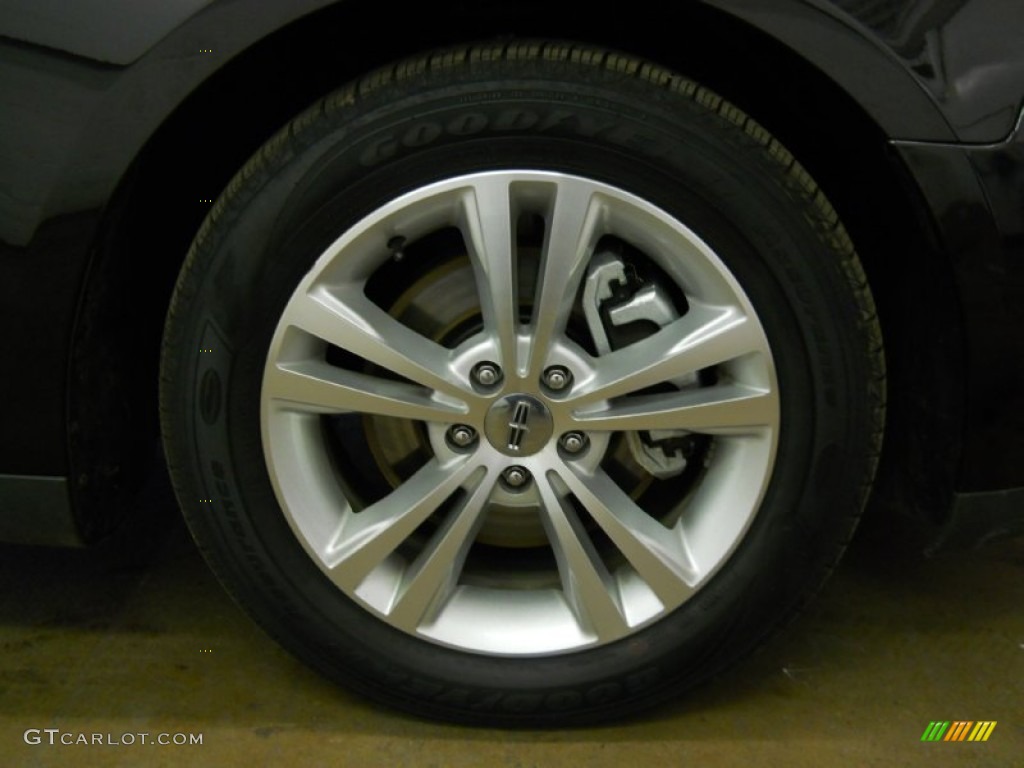 2010 Lincoln MKS FWD Wheel Photo #61866489