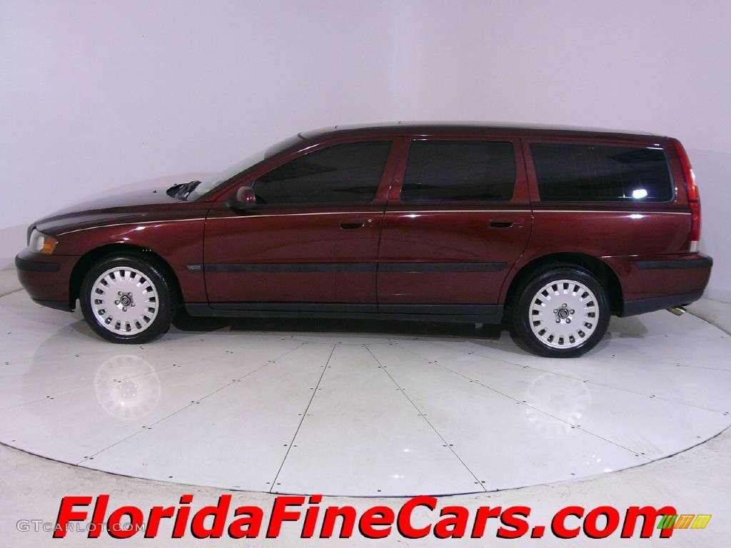 2001 V70 2.4T - Venetian Red / Taupe photo #3