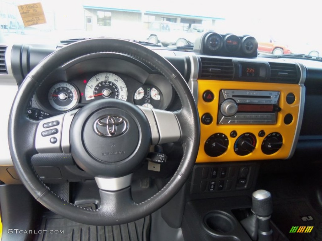 2007 Toyota FJ Cruiser 4WD Dark Charcoal Dashboard Photo #61871632