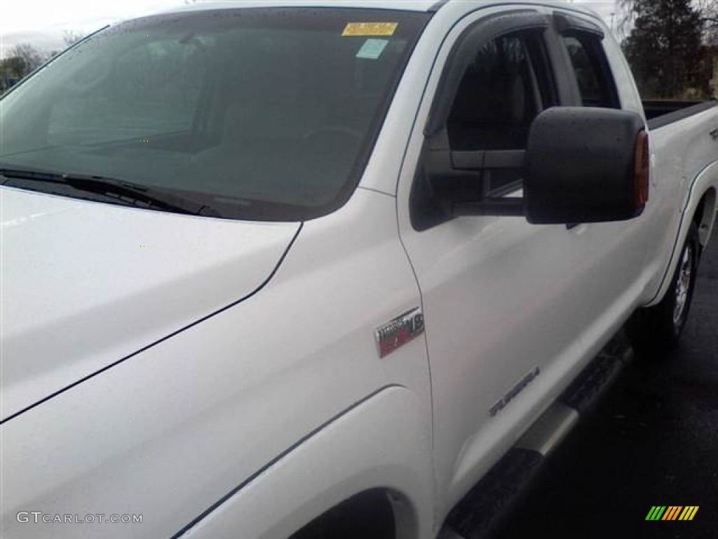 2008 Tundra SR5 TRD Double Cab - Super White / Graphite Gray photo #21