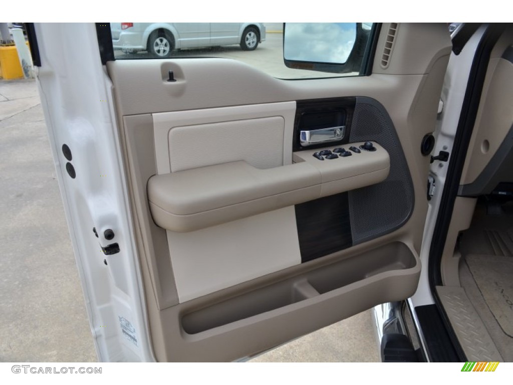 2007 Lincoln Mark LT SuperCrew Light Parchment/Espresso Door Panel Photo #61873498