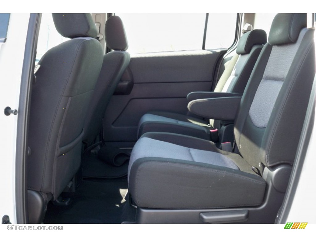 2006 MAZDA5 Sport - Whitewater Pearl / Black photo #26
