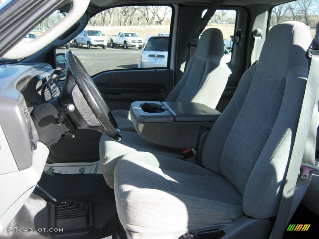 2003 F250 Super Duty XL SuperCab 4x4 - Oxford White / Medium Flint Grey photo #8