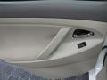 Super White - Camry LE Photo No. 23